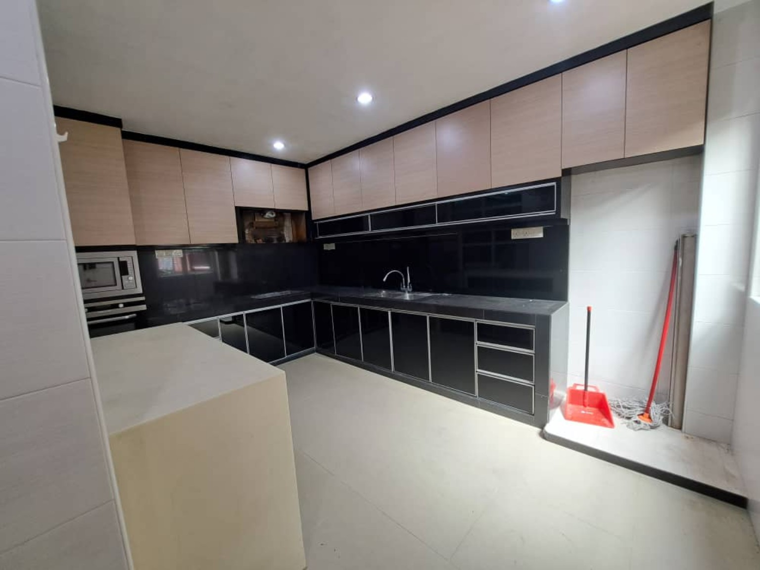 Kitchen cabinetry and work zones